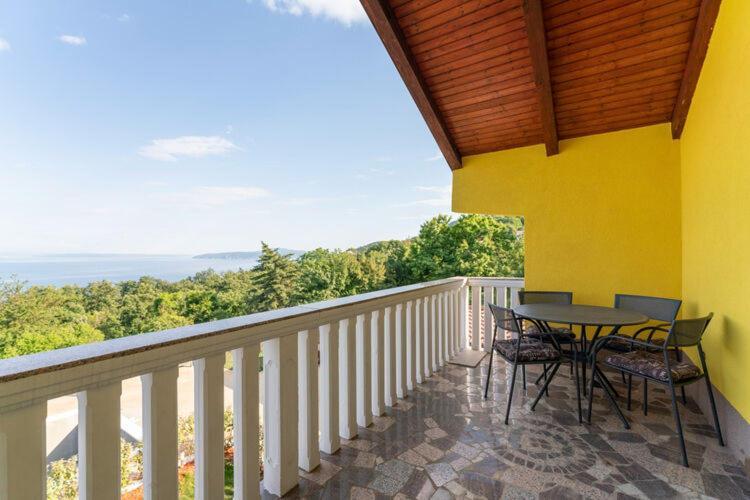 Apartments Nika With Swimming Pool And Beautiful Sea View Dobreć Екстериор снимка