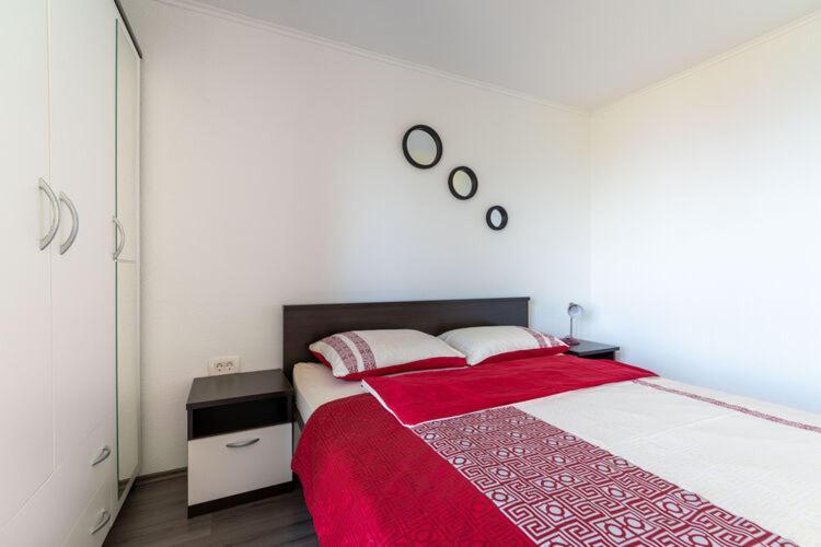 Apartments Nika With Swimming Pool And Beautiful Sea View Dobreć Екстериор снимка