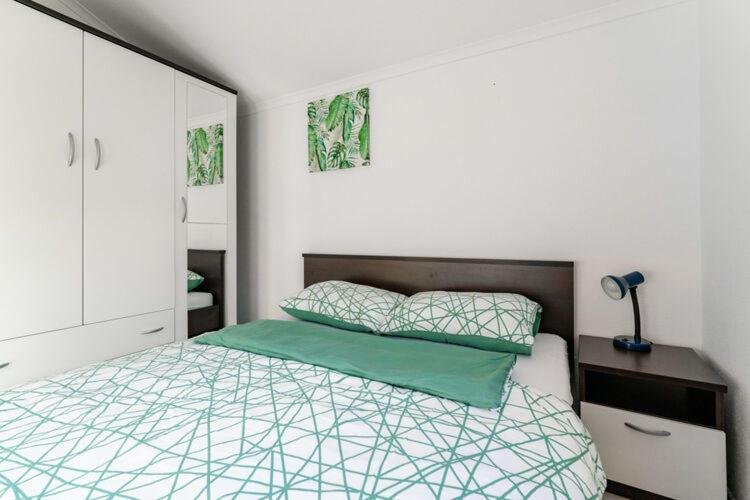 Apartments Nika With Swimming Pool And Beautiful Sea View Dobreć Екстериор снимка