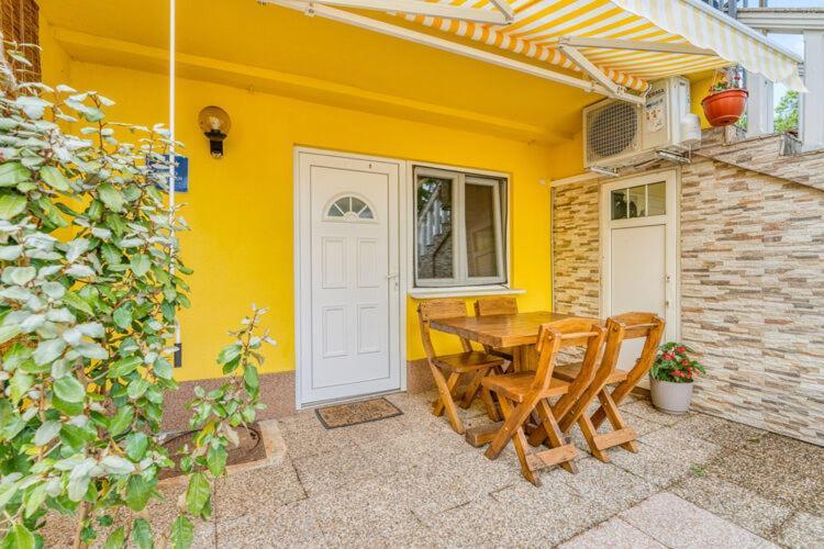 Apartments Nika With Swimming Pool And Beautiful Sea View Dobreć Екстериор снимка