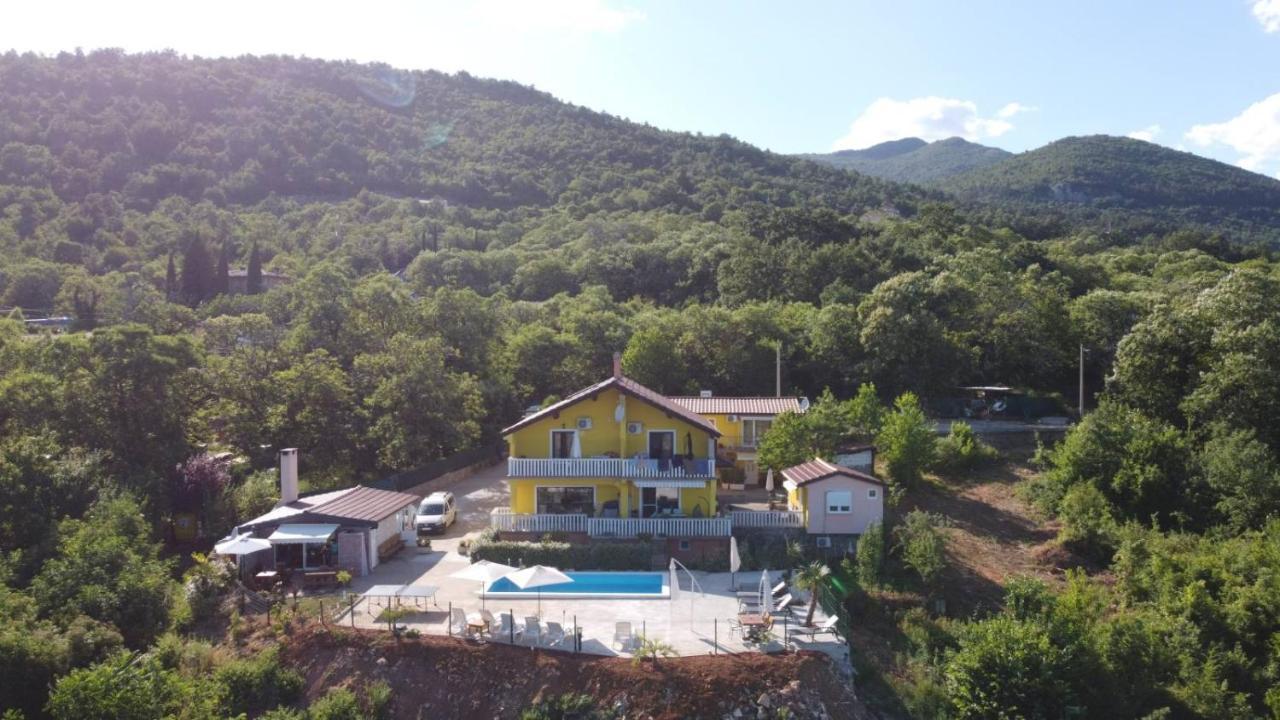 Apartments Nika With Swimming Pool And Beautiful Sea View Dobreć Екстериор снимка