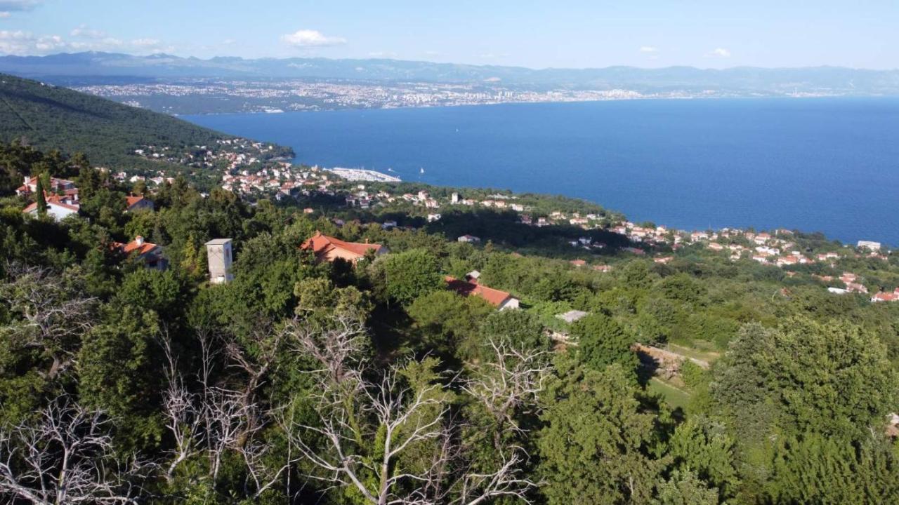 Apartments Nika With Swimming Pool And Beautiful Sea View Dobreć Екстериор снимка